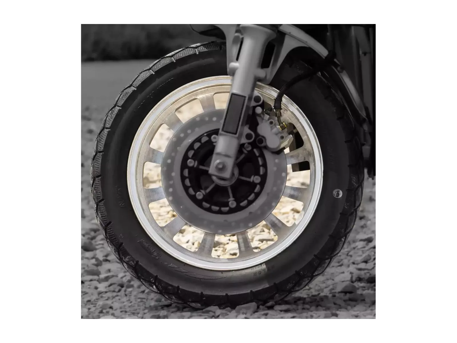 Felge vorne 16″ AMR 400 (41100671W)