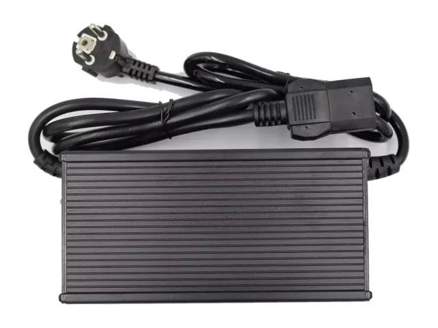 Ladegerät AMR 400 72V80AH (40150940W)